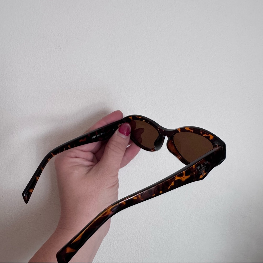 Prada Milano Tortoiseshell Oval Sunglasses Brown Lens | Italy | Set | PR 2678 - Picture 12 of 13